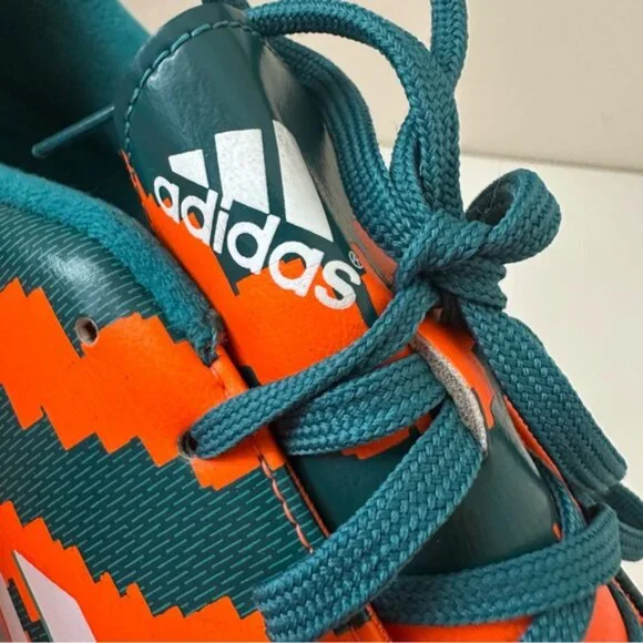 Adidas Messi Cleats - Picture 13 of 16